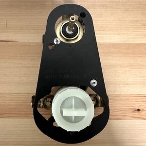 Brand new Moen M-Core transfer valve - model U362CIS